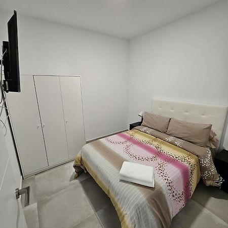 Apartments Jota Barcelona Buitenkant foto